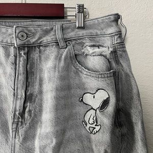 AEO Peanuts Snoopy Jeans